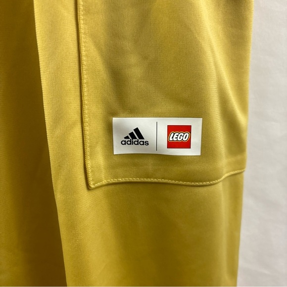 Adidas LEGO Big Youth  Tracksuit Size XL NWT Gold Black - Picture 11 of 15